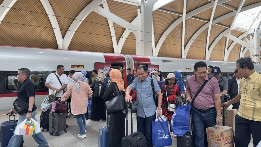 Selama Ramadhan, Perjalanan Penumpang Whoosh Berubah