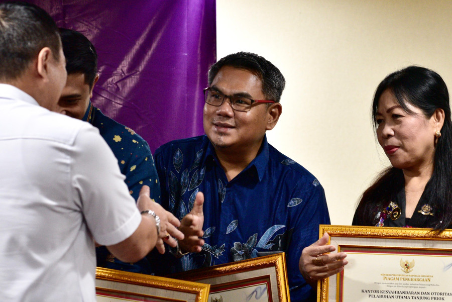 UPBU Kalimarau Raih Penghargaan Pelayanan Prima