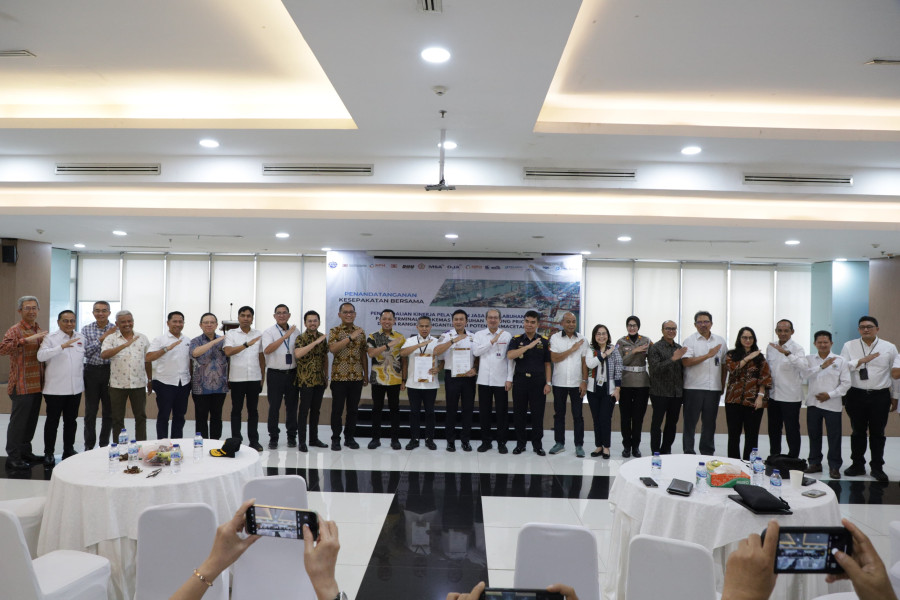 Kemacetan Horor, Regulator dan Operator Terminal Peti Kemas Pelabuhan Tanjung Priok Teken Kesepakatan
