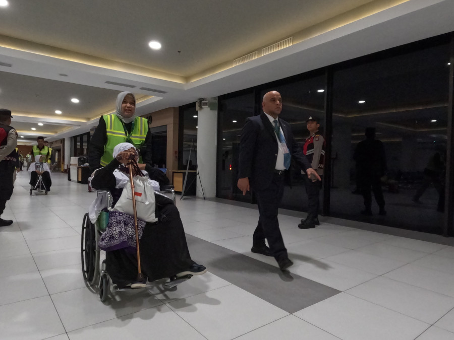 Diwarnai Dellay, Angkutan Haji Pashe 1 Keberangkatan Lancar