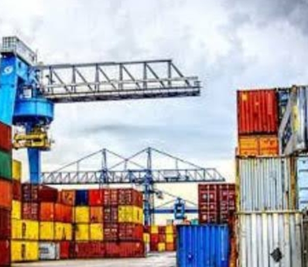 Aktivitas dan Yor Normal, Container Longstay di Pelabuhan Tanjung Priok 8.915 bok