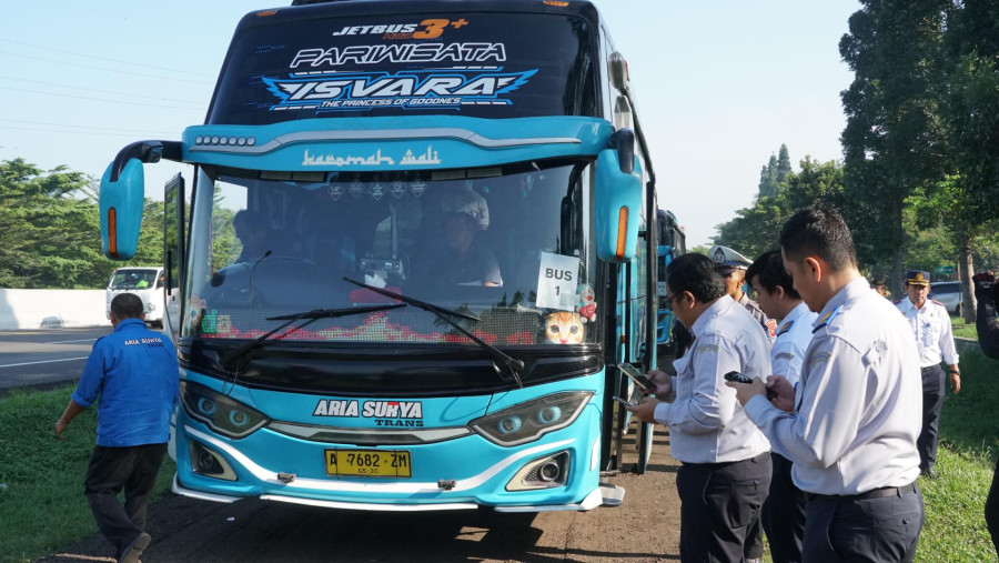 Ternyata Bus Wisata Masih Banyak Ditemui Melakukan Pelanggaran Keselamatan