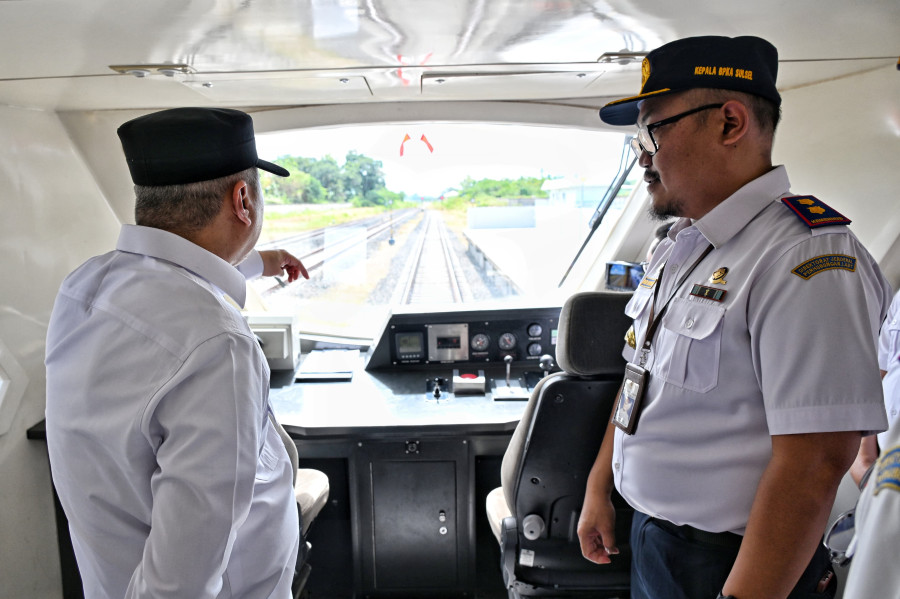 Di Sulsel, Stasiun KA Akan Diintegrasikan Dengn Pelabuhan dan Terminal