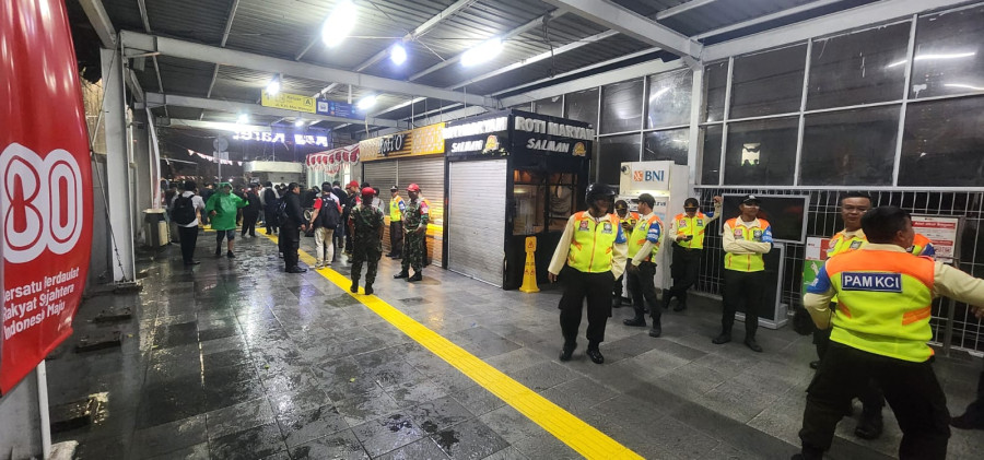 Massa Bergerak, Untuk Sementara Commuter Line Cikarang Tidak Berhenti di Stasiun Karet