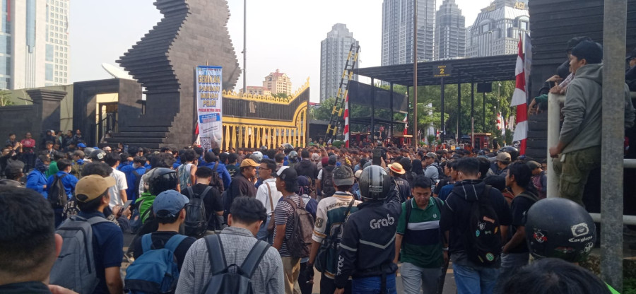 Video Viral Massa Masuk Mall Atrium Senen Dipastikan Hoaks