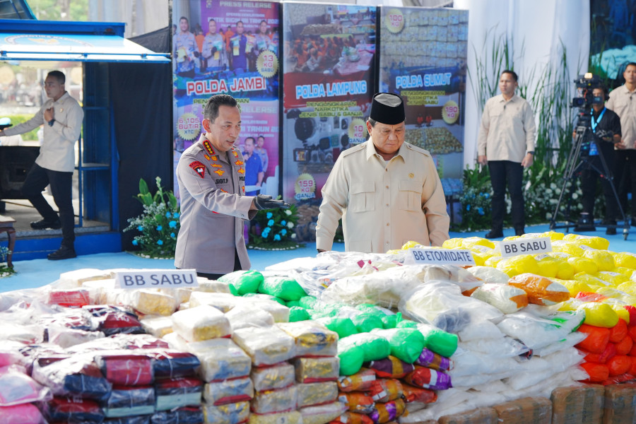 Presiden  Prabowo Subianto Pimpin Langsung  Pemusnahan 214,84 Ton Narkoba.