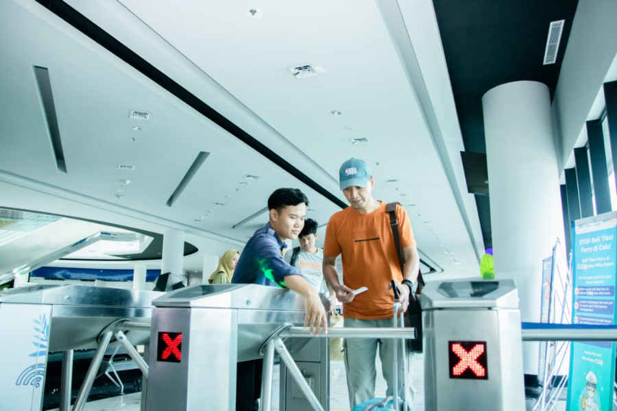 Dermaga Terbatas Seluruh Kapal di Merak - Bakauheuni Diragukan Beroperasi Maksimal  Saat Nataru