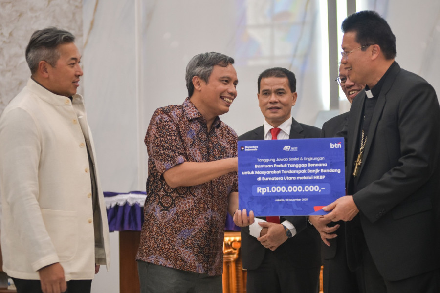BTN Gandeng  HKBP Salurkan Bantuan   Para Korban Banjir Bandang  dan  Tanah Longsor di Sumut