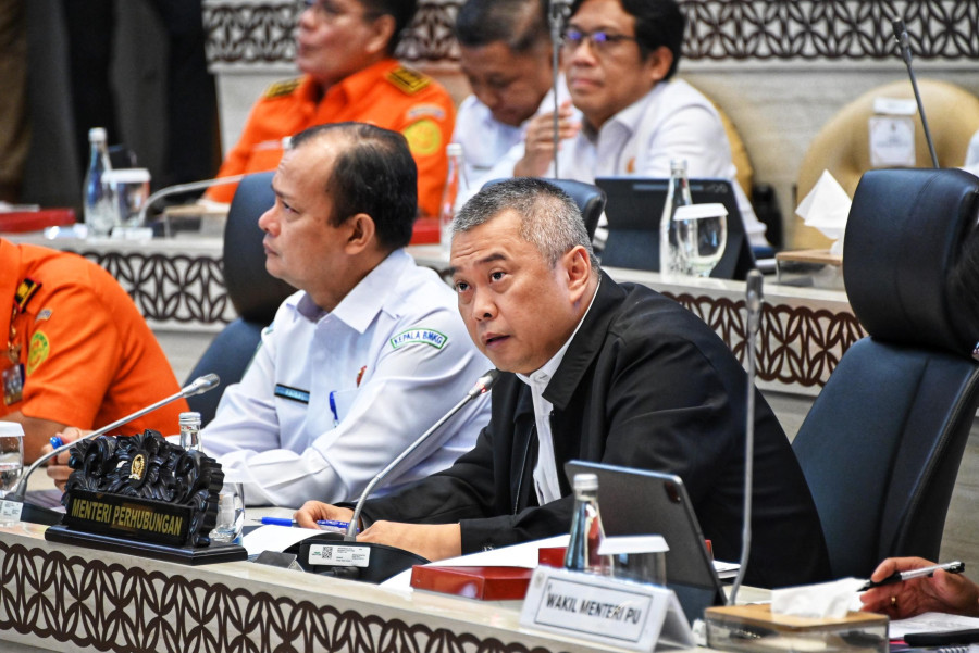 Menhub Dudy  Blak-blakan Soal  34 Ribu Armada Pada Libur Nataru -  