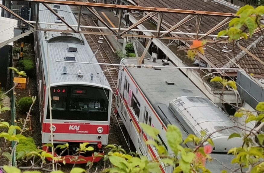 KAI Commuter Line Lakukan  Penyesuaian Jadwal Perjalanan