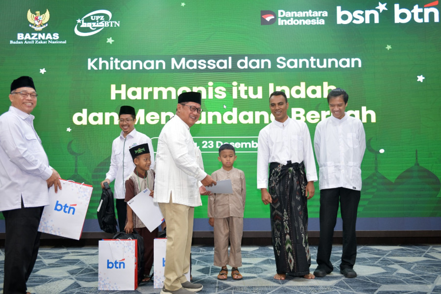 BTN dan BSN Gelar Khitanan Massal  Diwarnai Tawa Sumringah Emak-Emak