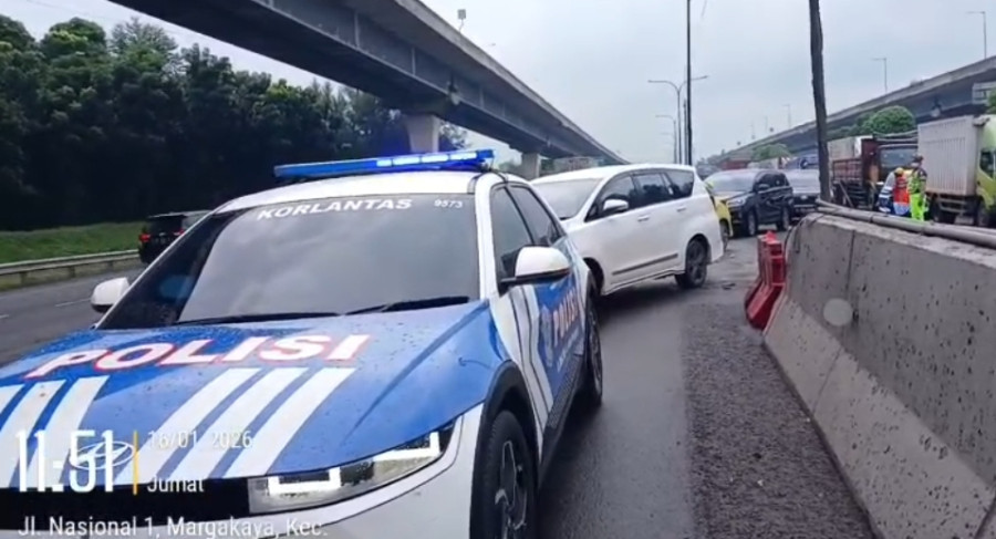 JTT Berlakukan Contraflow dari KM 47 sampai  KM 65 Arah Cikampek Ruas Jalan Tol Jakarta-Cikampek