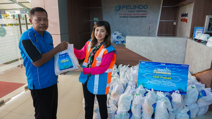 PTP Nonpetikemas salurkan 1.000 paket sembako dan 500 Paket Takjil