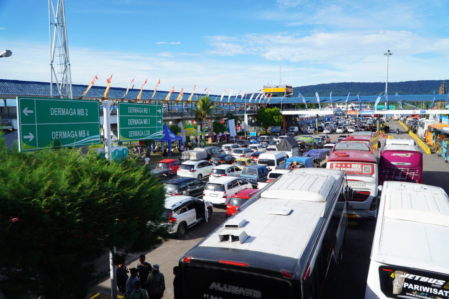 Lintasan Gilimanuk - Ketapang dan Padangbai -Lembar Kembali Dibuka Pelayanan Normal