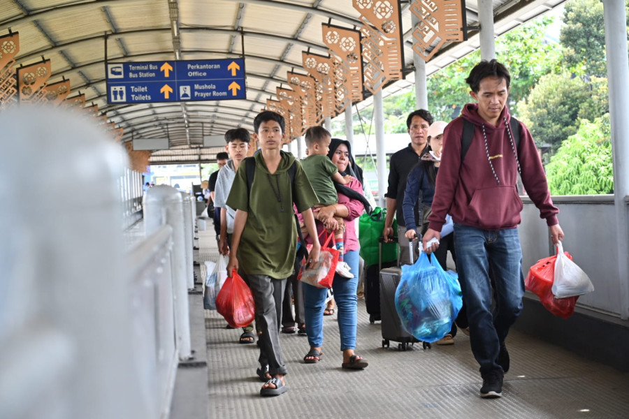 Menhub Dudy :  5,52  Juta Pemudik Melintasi Penyeberangan, ASDP Terapkan Pola TBB