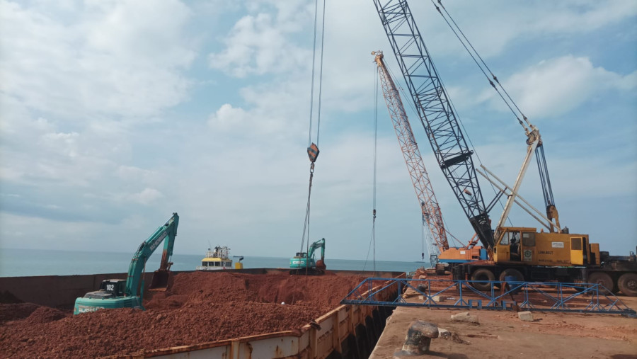 PTP Nonpetikemas Pontianak Perkuat Rantai Pasok dan Ekspor Komoditas Kalimantan Barat di Terminal Kijing 