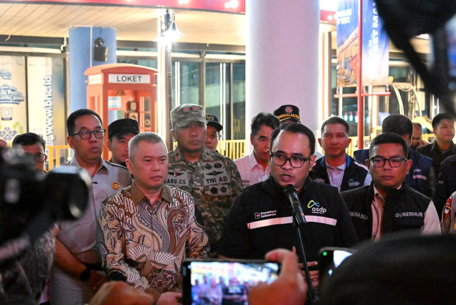 Menhub Dudy Apresiasi ke Nelayan dan Seluruh Pihak yang Telah Membantu Proses Evakuasi Penumpang KMP Batumandi