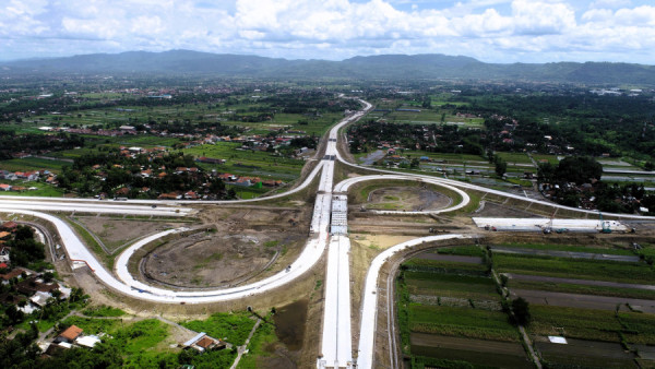 Jasa Marga Operasikan Jalur Fungsional Tol Solo-Yogyakarta-NYIA Kulon Progro Segmen Klaten-Prambanan 