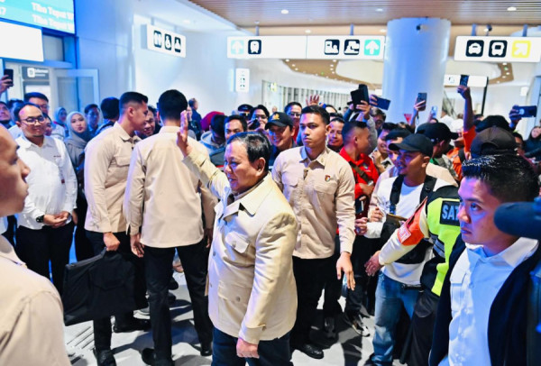 Presiden Prabowo Ke Bandung dan Kembali ke Jakarta Gunakan Kereta Cepat Whoosh