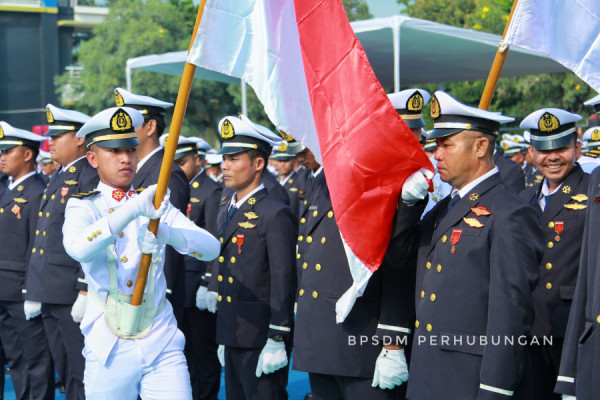 Perwira Transportasi Laut Diingatkan Jangan Hanya Ahli Dibidangnya....