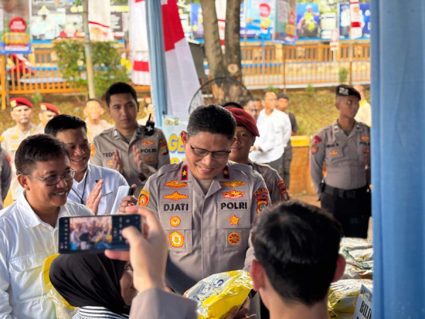 Pangan Murah di Lapangan Presisi Polda Metro Jaya 