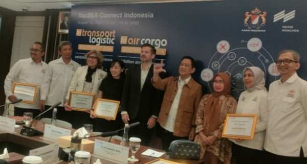 ALFI dan KADIN Indonesia Ambil Peran Transformasi Digital, Akbar Johan: Hemat Biaya Logistik 80 T