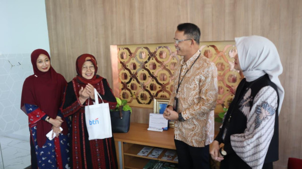 Direksi BSN Manfaatkan Momen Hari Pelanggan, Apresiasi Kepada Nasabahnya