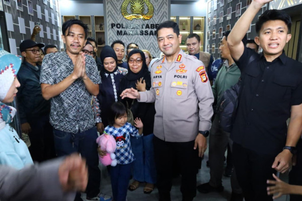 Setelah Delapan Hari Hilang  di Makassar Balita 4 Tahun Ditemukan Polisi di Jambi