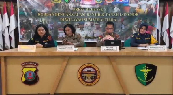 Tim DVI Polri Identifikasi Ratusan Korban Banjir Bandang dan Tanah Longsor di Sumut