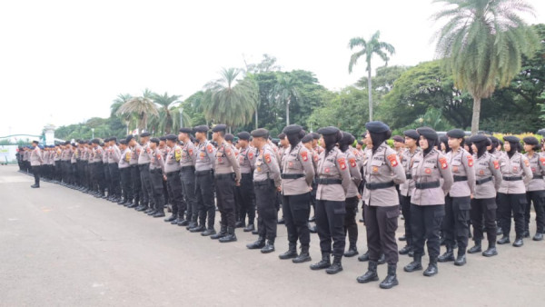 2.155 Personel Dikerahkan  Amankan Aksi Unjuk Rasa Para Kepala Desa 