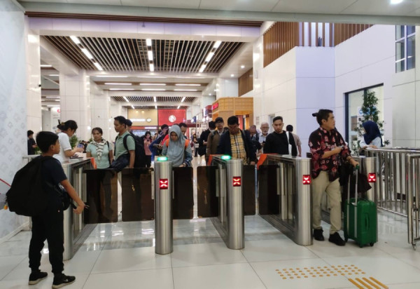 Libur Panjang Isra Mikraj, Penumpang  Whoosh Dari Halim Naik 80 Persen