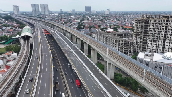 PT JJC Catat 47.327 Kendaraan Kembali ke Jakarta Melalui Ruas Jalan Layang MBZ