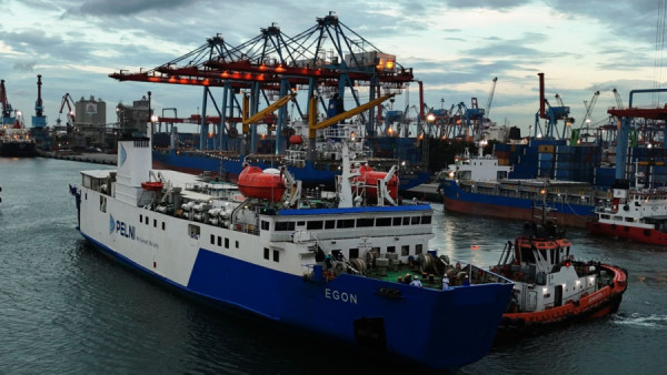 Nakhoda KM Egon Putar Arah Demi Selamatkan 18 Kru  Kapal KLM Puji Manunggal Sejati Yang  Nyaris  Tenggelam Ditengah Laut