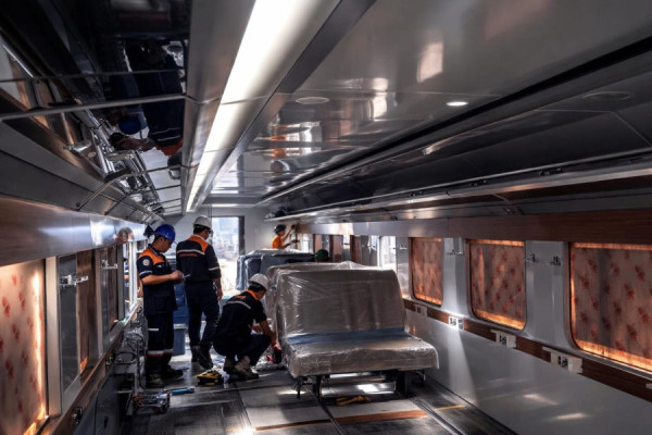 Tiket Kereta Ekonomi Kerakyatan Mulai Dijual 25 Februari 2026, Tambah Kapasitas Angkut