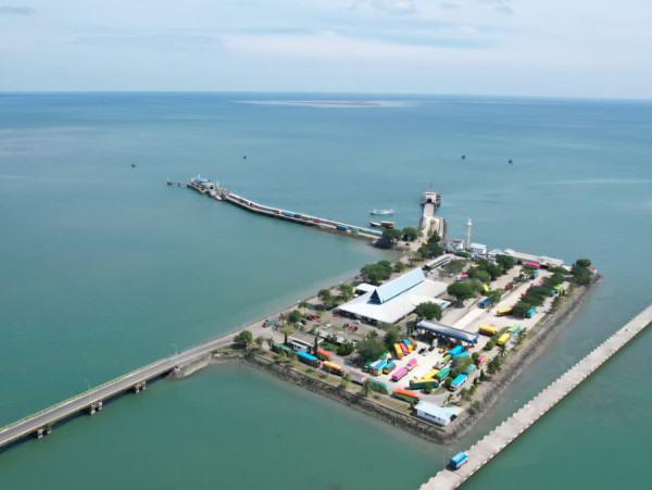 Dermaga Alami Kerusakan, ASDP Alihkan Operasional Lintasan Siwa–Kolaka Sejumlah Operator Swasta Diberdayakan