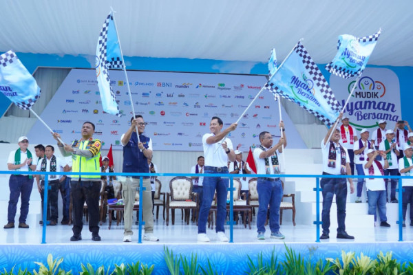 Menko AHY Berangkatkan 3.300 Pemudik  Dengan 66 Unit Bus Dari GBK dan Kantor ASDP