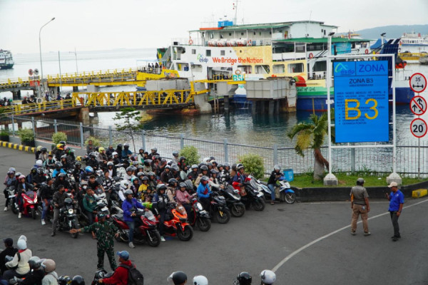 Ribuan Kendaraan Dari Jawa Bergerak Menuju  Bali, ASDP Jaga Layanan Tetap Terkendali