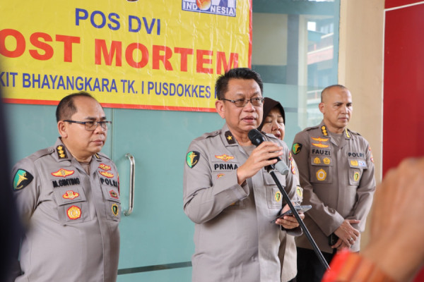 RS Polri Terima 10 Kantong Jenazah Korban Kecelakaan Kereta Api di Bekasi, Proses Identifikasi