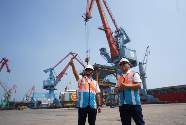 Throughput Triwulan I/2026  Capai 12,84 juta ton,  PTP Nonpetikemas Optimalkan Operasional Pelabuhan