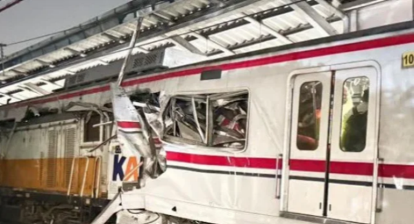 Terkait Kecelakaan KA Bekasi Timur, Memhub Dudy : Tunggu Hasil Investigasi KNKT 