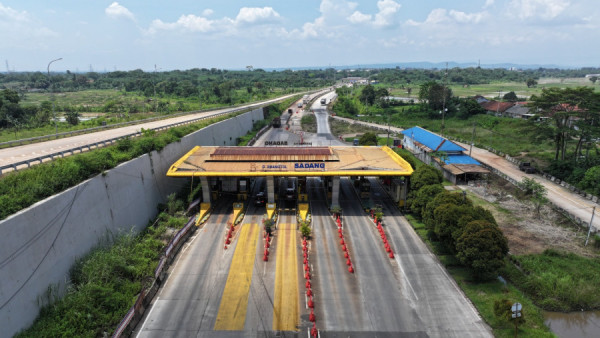 Jasa Marga Bongkar GT Sadang Lama, Akses Sadang Dialihkan Sementara