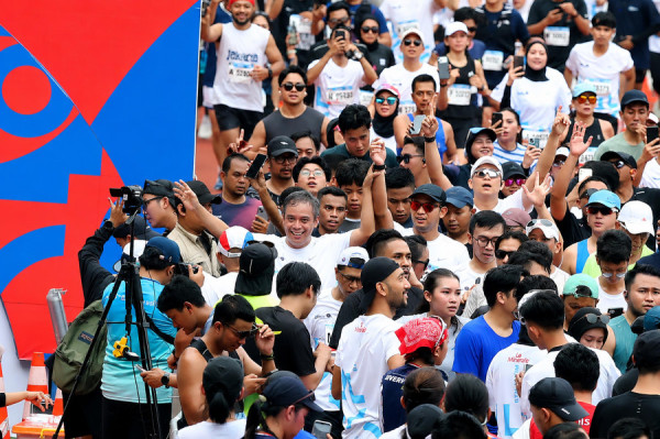45 Ribu  Pelari BTN Jakarta International Marathon 2026.Guncang Jakarta