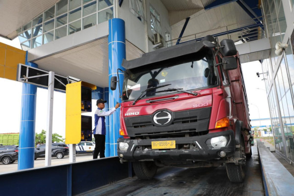 140 Ribu Angkutan Logistik Pelanggar ODOL Terjaring ETLE