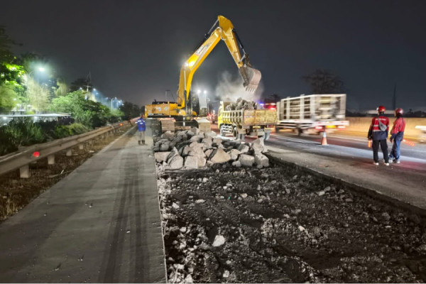Jalan Tol Jakarta–Cikampek  Kembali Filakukan Perbaikan Rutin