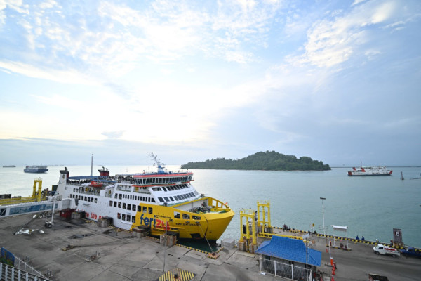 Pascainsiden Kebakaran KMP Batumandi, Layanan Dermaga  Express 1 Merak Kembali Normal