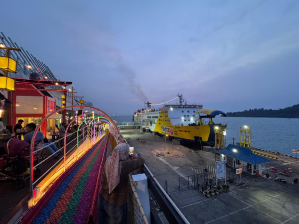 Lintas Utama Merak -.Bakauheuni Kini Diperkuat KMP Portlink III