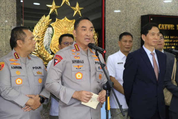 Hadapi Aksi Demo,  Kapolri Perintahkan Anak Buahnya Untuk Bersikap Humanis