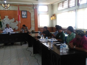 Kadishub Bali : Jangan Sodok Saya............... !