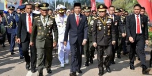 Jokowi: Jalan Kaki Sehat Tidak Perlu Dibesar-besarkan