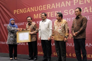 PENGHARGAAN KESEJAHTERAAN SOSIAL